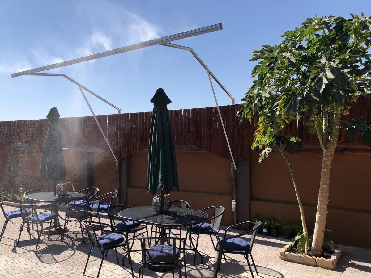 City Lodge Etosha Omuthiya Εξωτερικό φωτογραφία