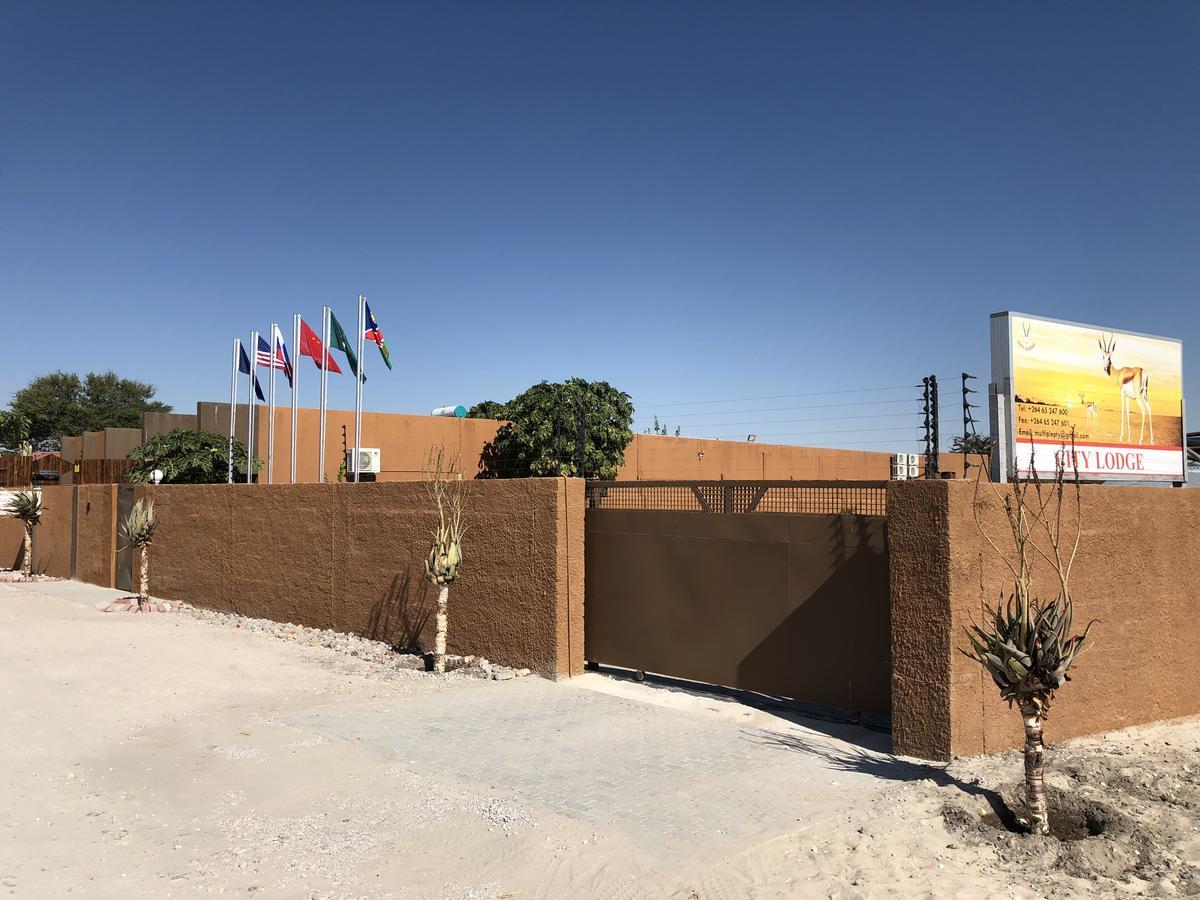 City Lodge Etosha Omuthiya Εξωτερικό φωτογραφία