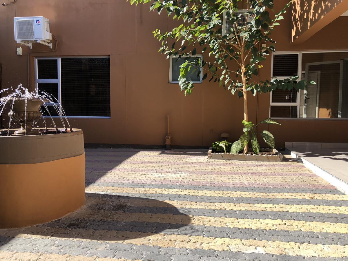 City Lodge Etosha Omuthiya Εξωτερικό φωτογραφία