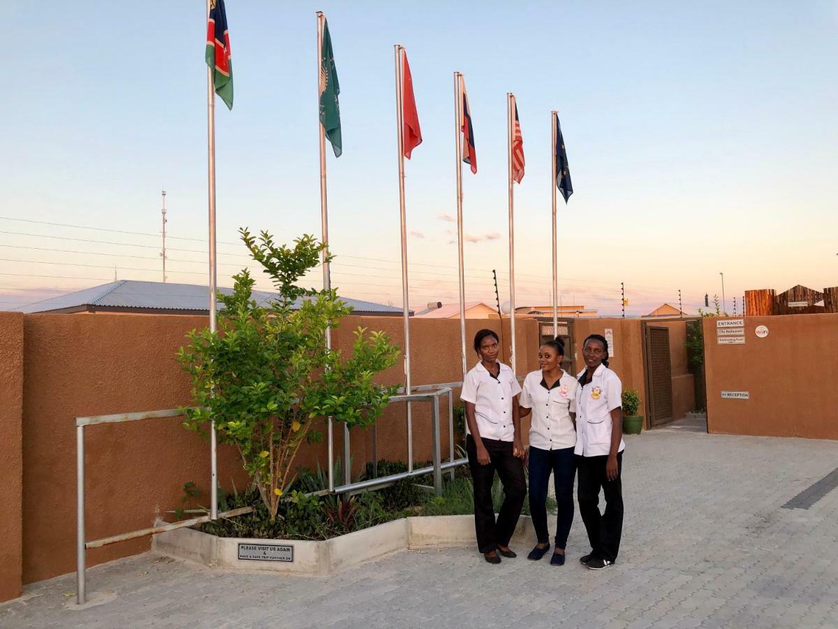 City Lodge Etosha Omuthiya Εξωτερικό φωτογραφία